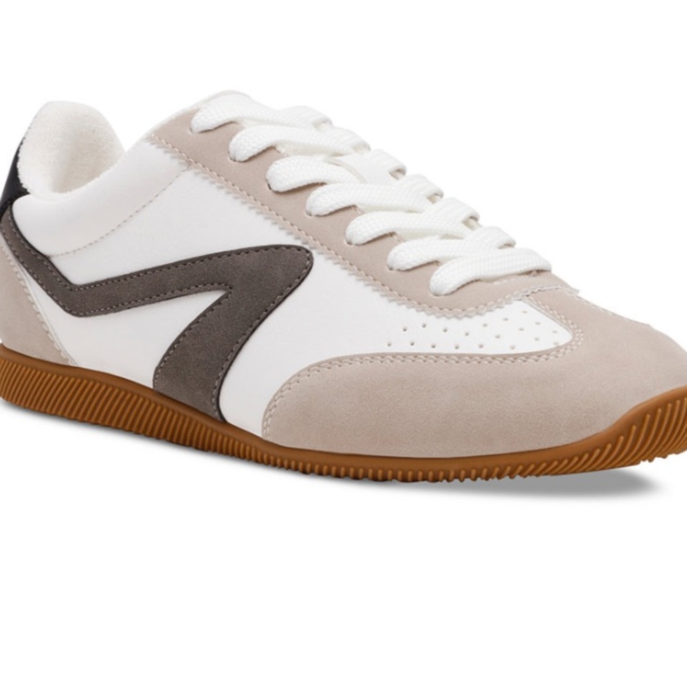 Dolce Vita sneakers